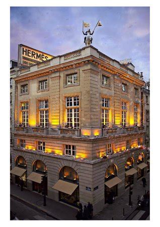 Hermes outlet in Paris